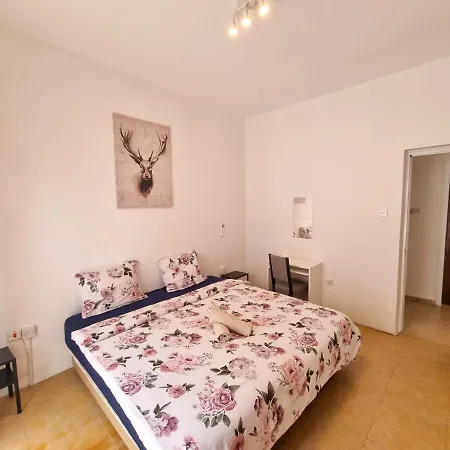 Privat bolig Citycenter Next To The Larnaca